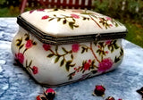 Rosenschatulle aus Keramik